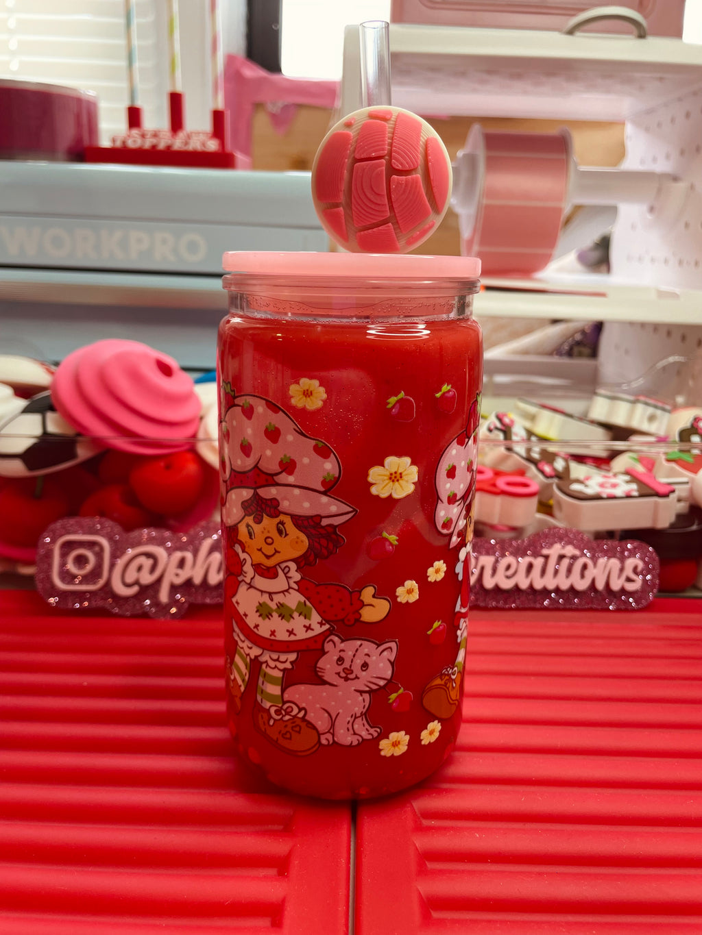 16oz strawberry shortcake snowglobe cup