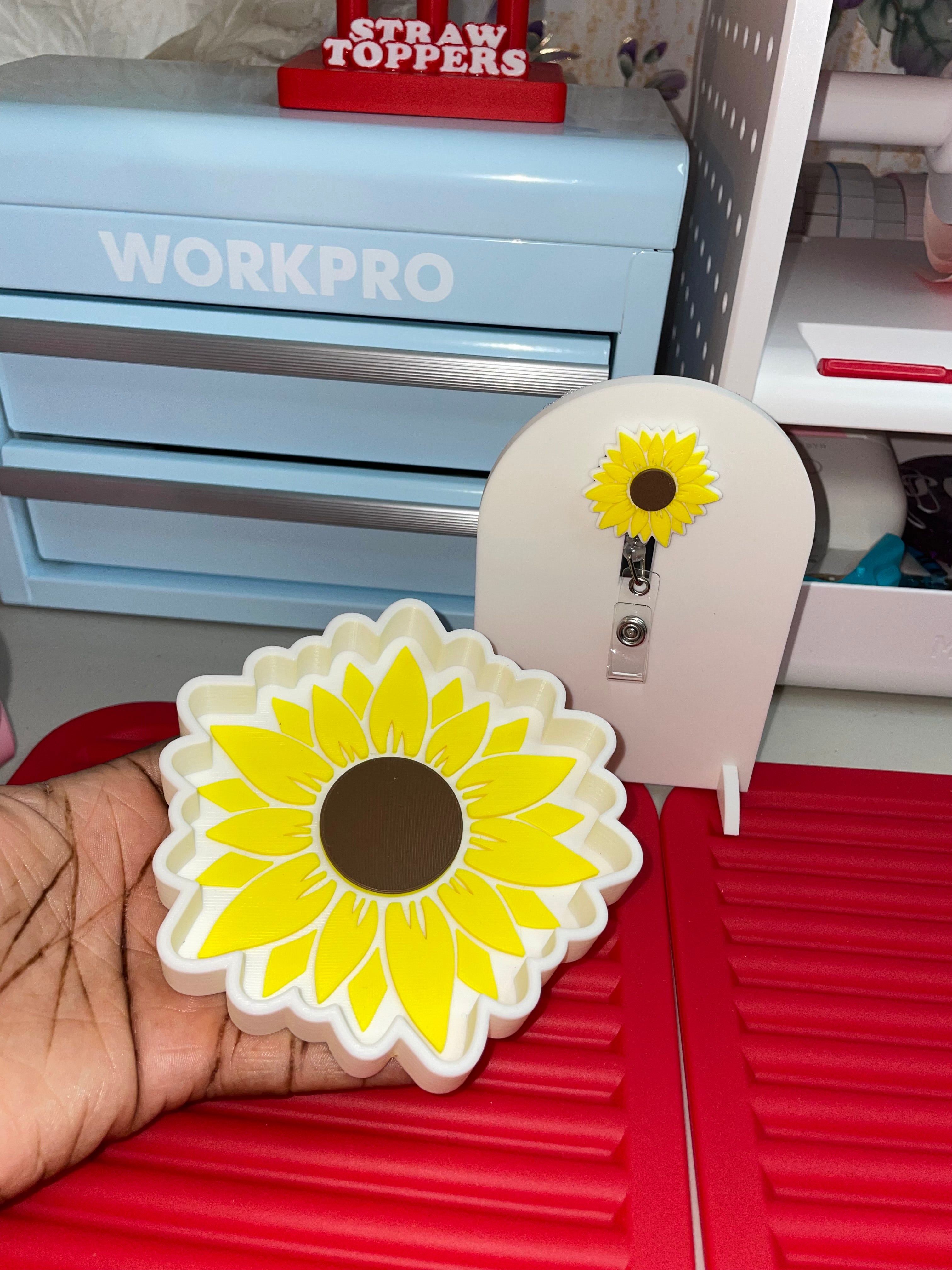 Sunflower tray
