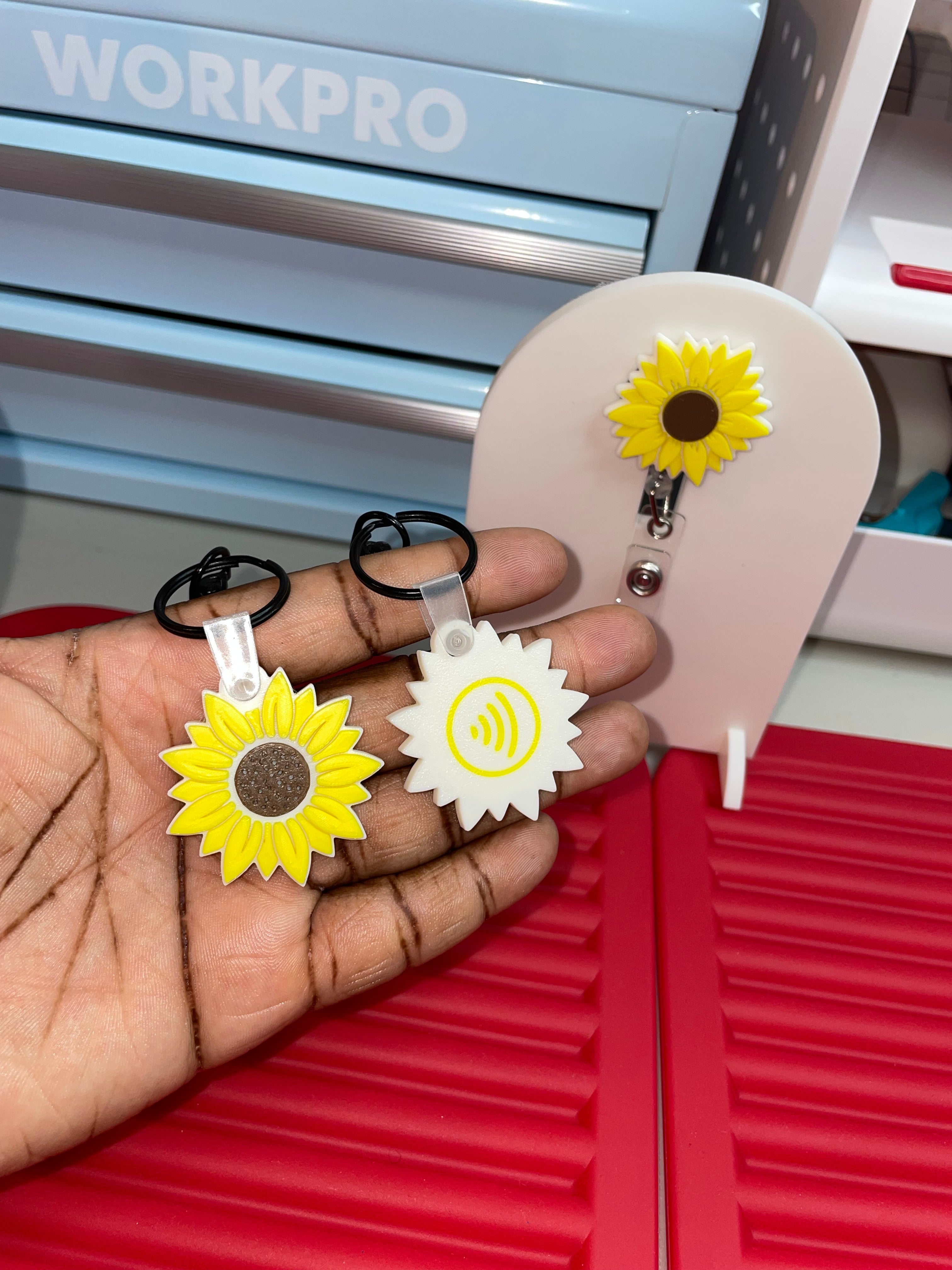 Sunflower NFC keychain
