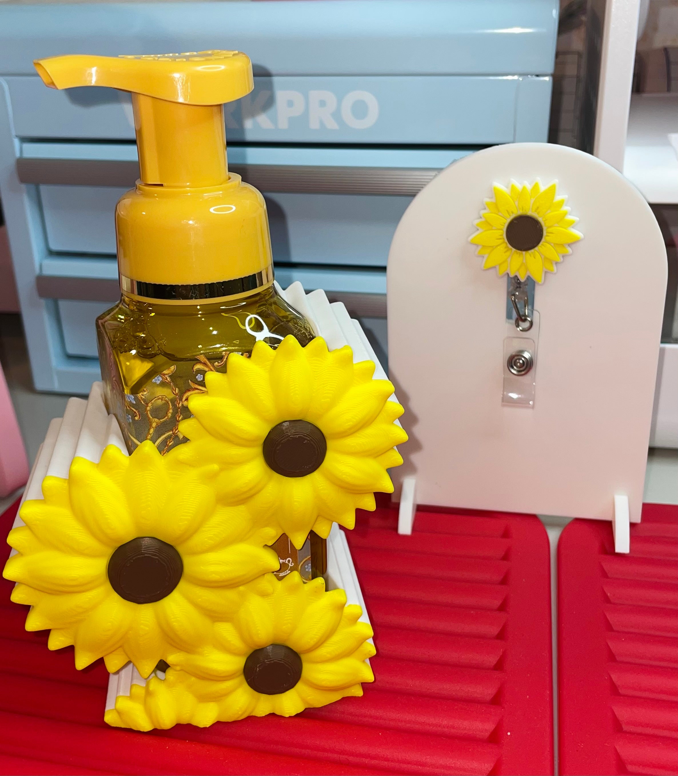 Sunflower soap holder