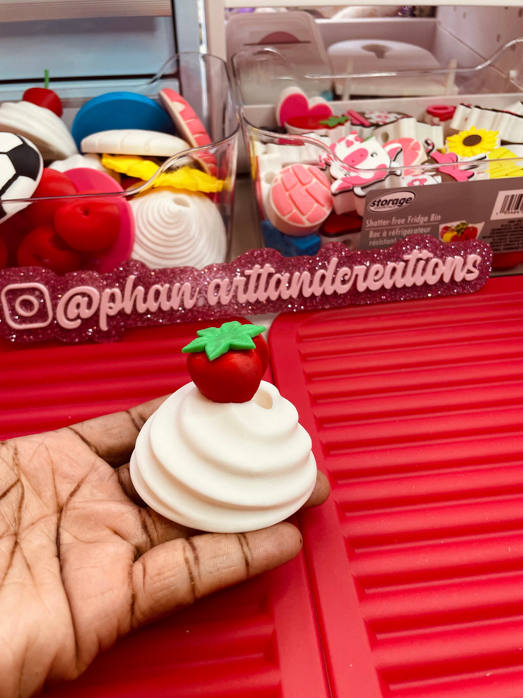 16oz strawberry lid topper