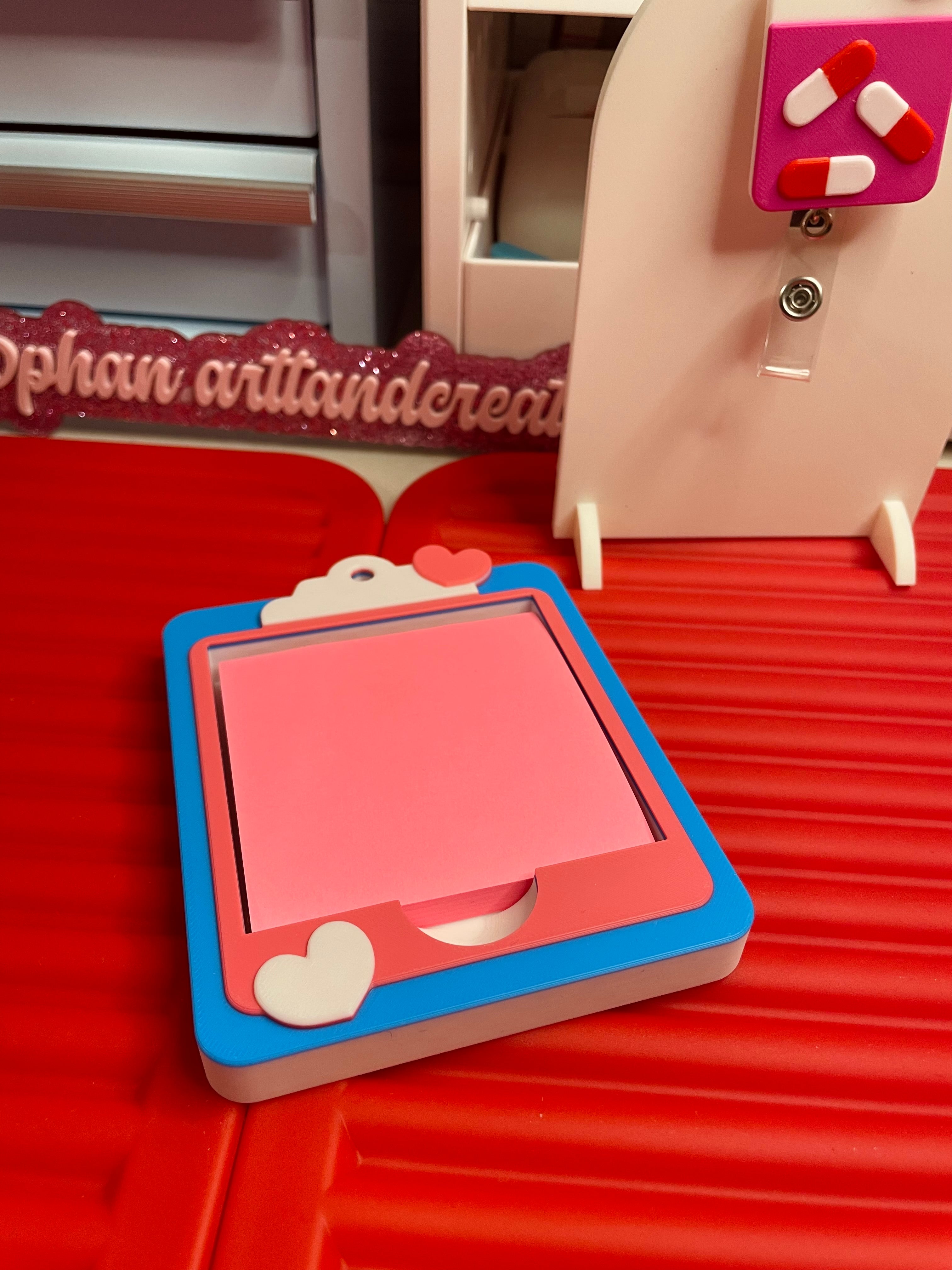 Heart clipboard sticky note holder