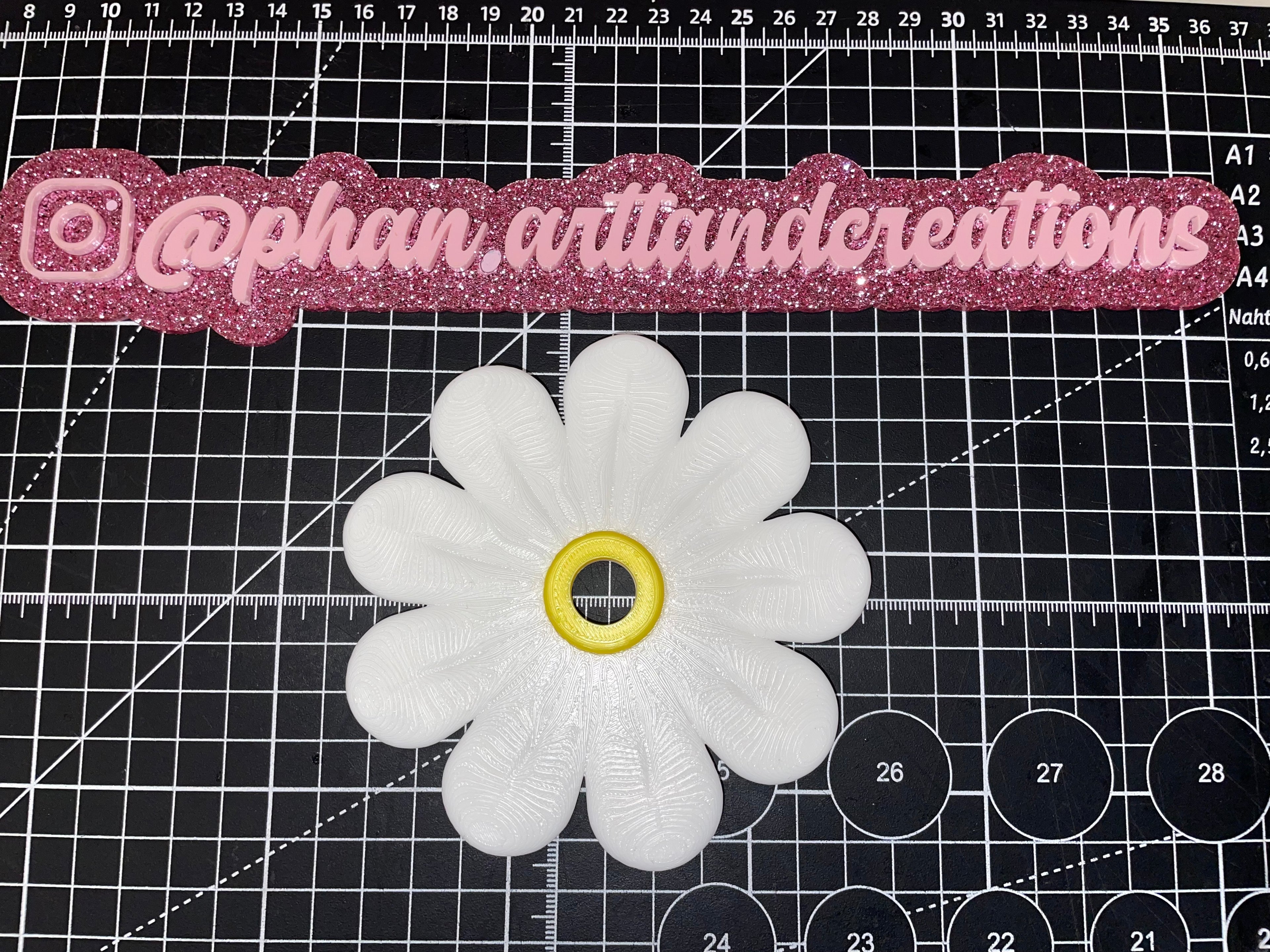 16oz daisy Lid topper