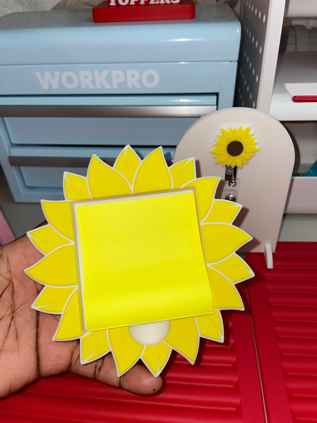 Sunflower sticky note holder