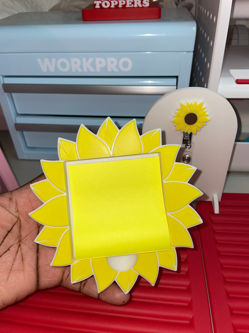 Sunflower sticky note holder