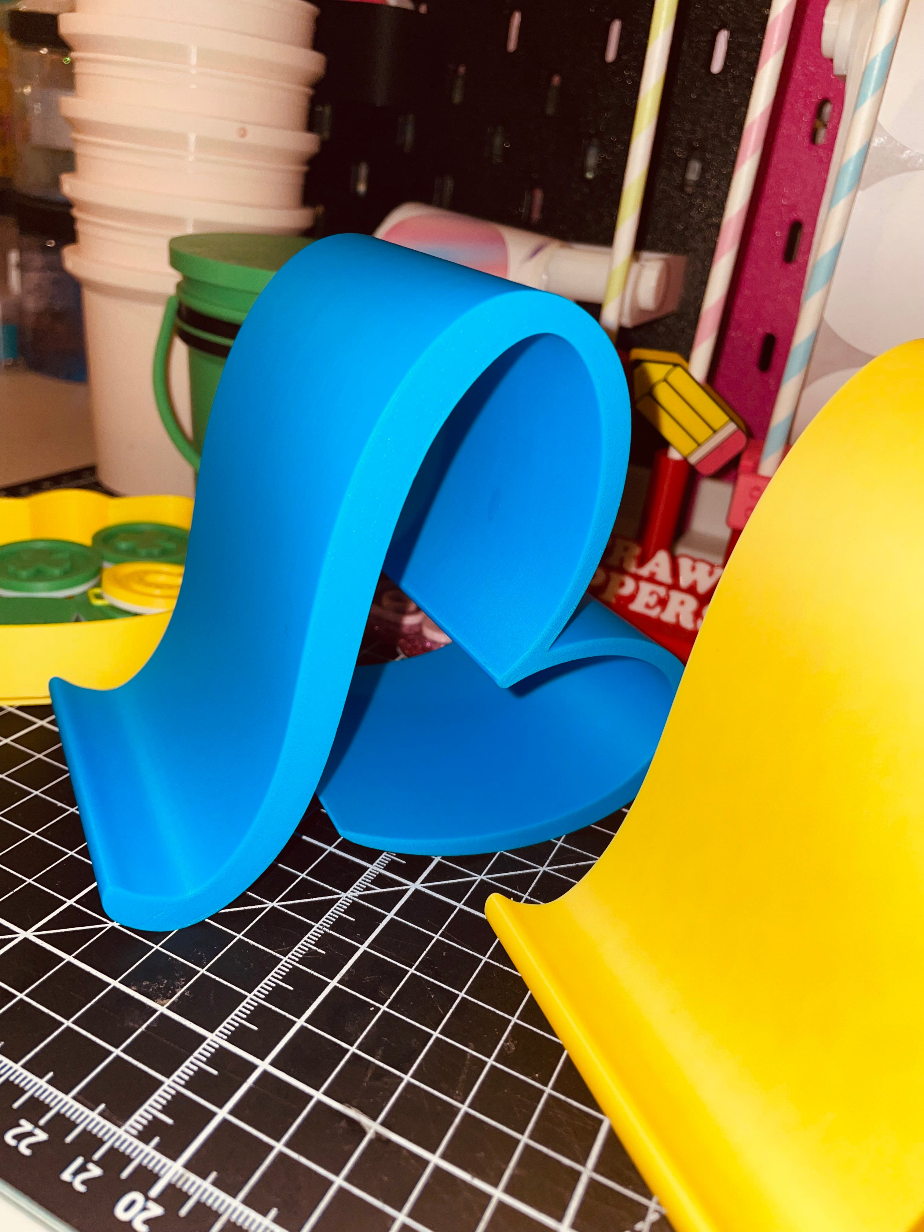 Heart shaped iPad/phone holder