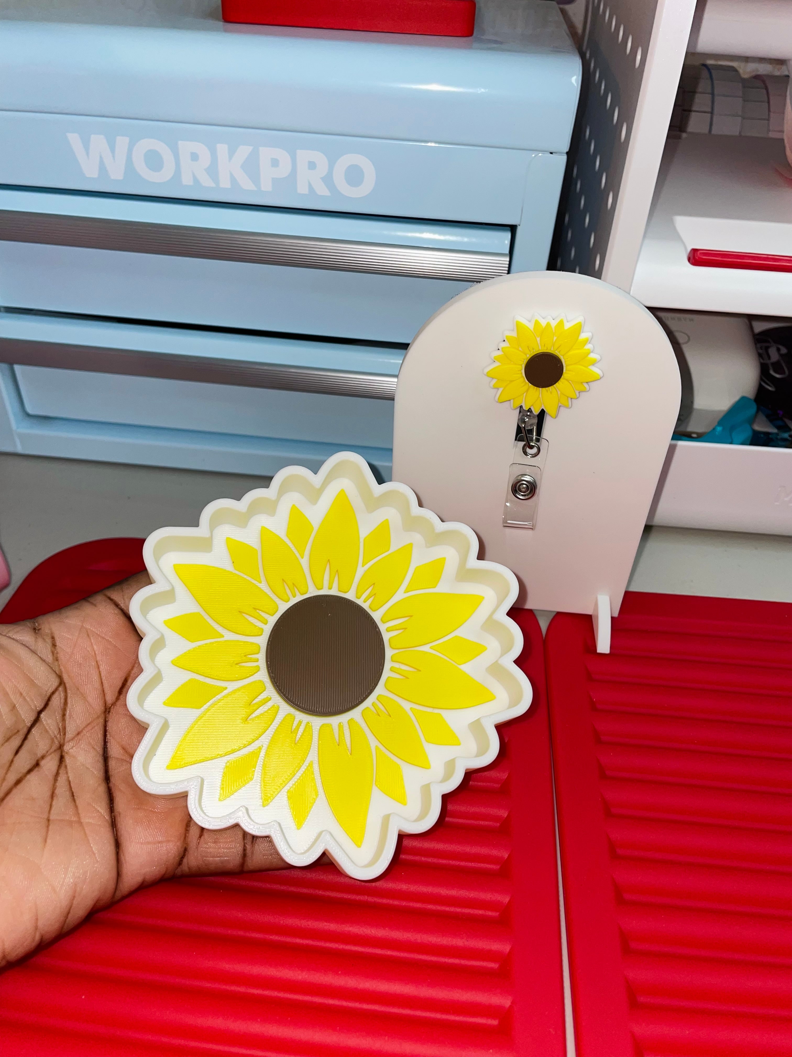 Sunflower tray