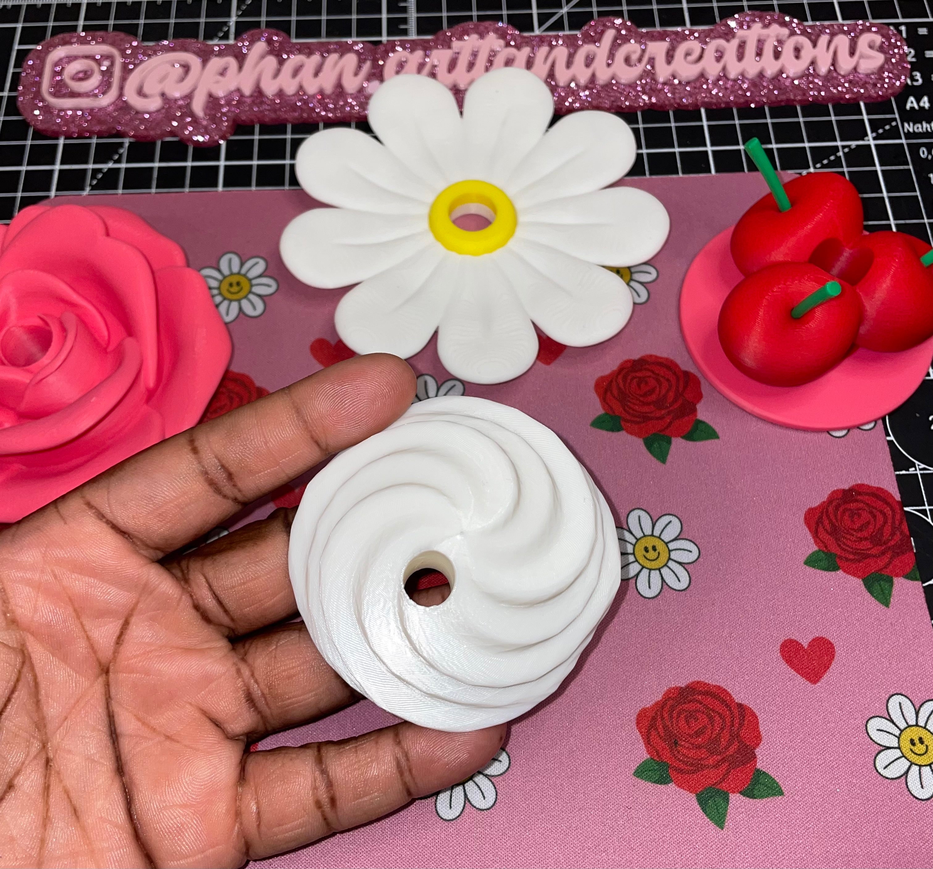 16oz whip cream lid topper (version 3)