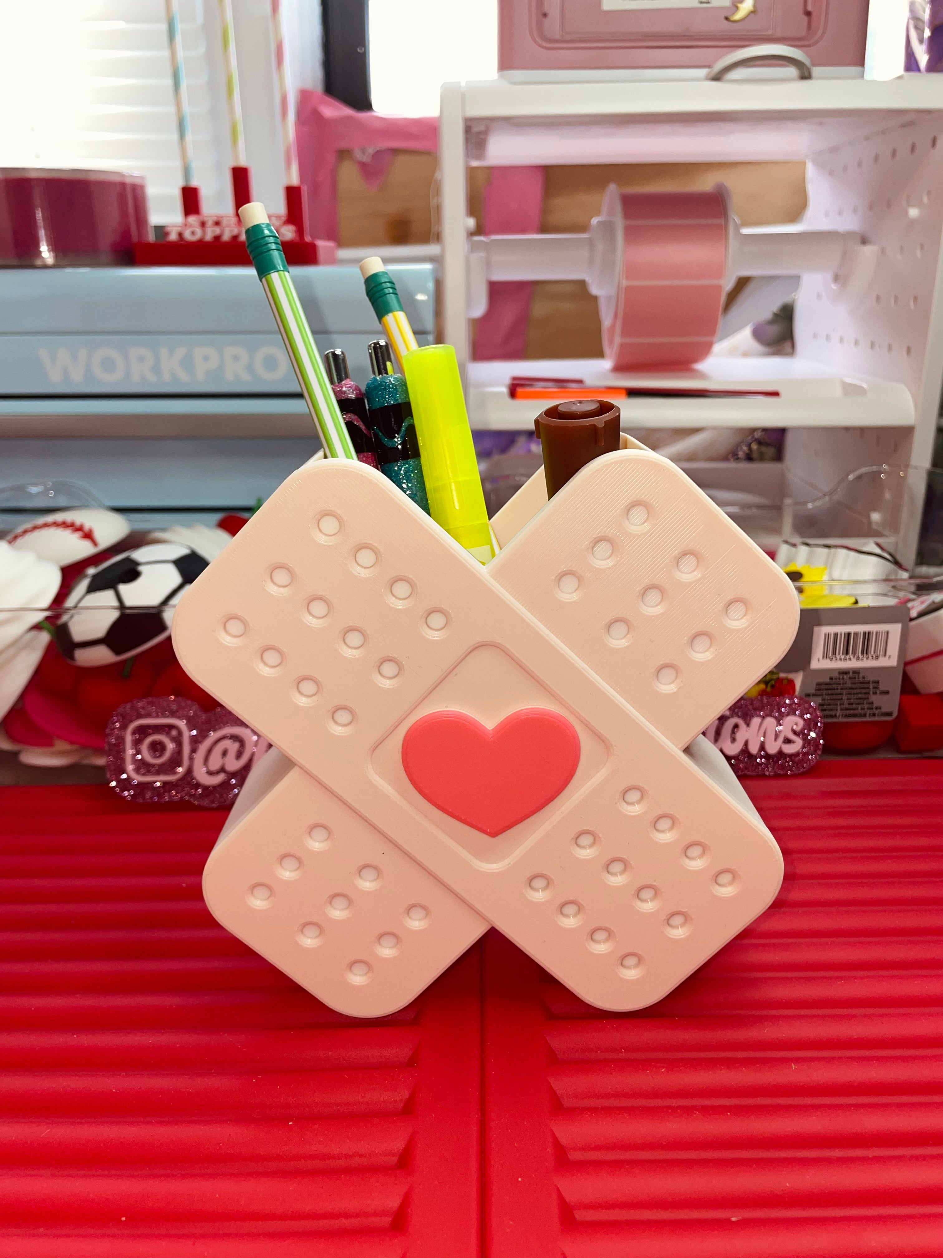 Heart bandage pen/pencil holder