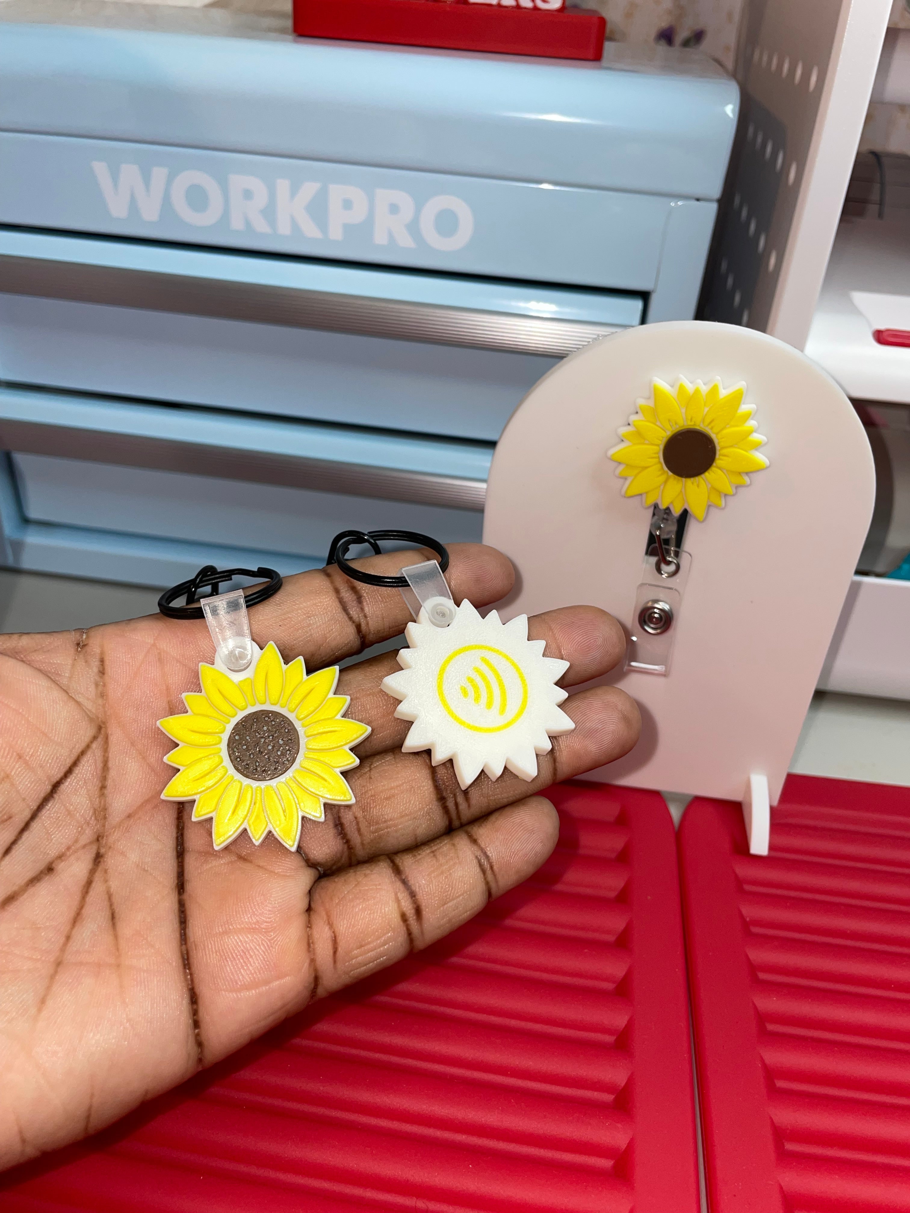 Sunflower NFC keychain