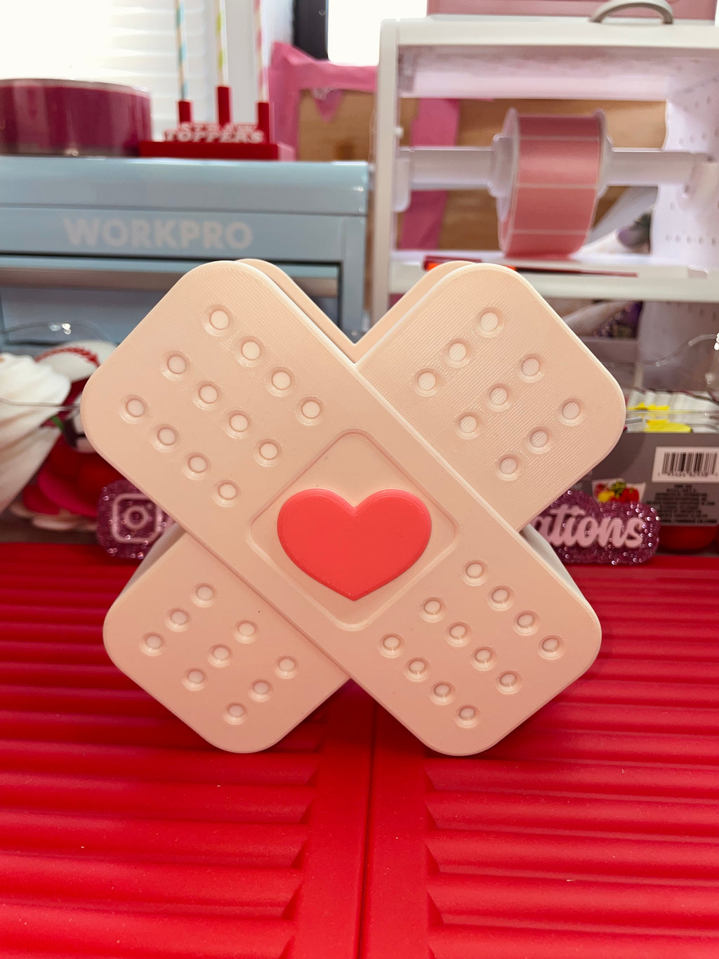 Heart bandage pen/pencil holder
