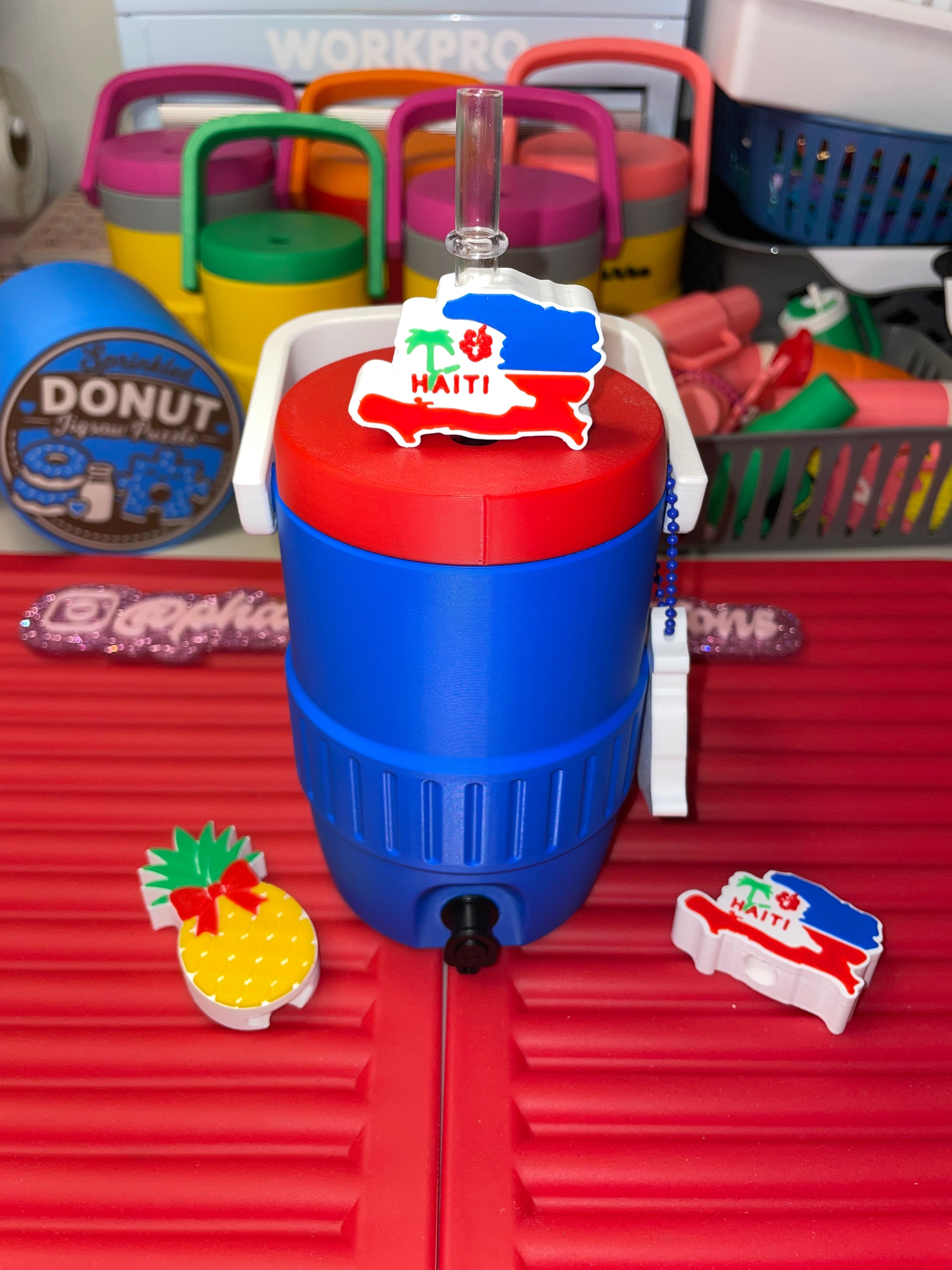 Cooler can holder (Haiti theme)