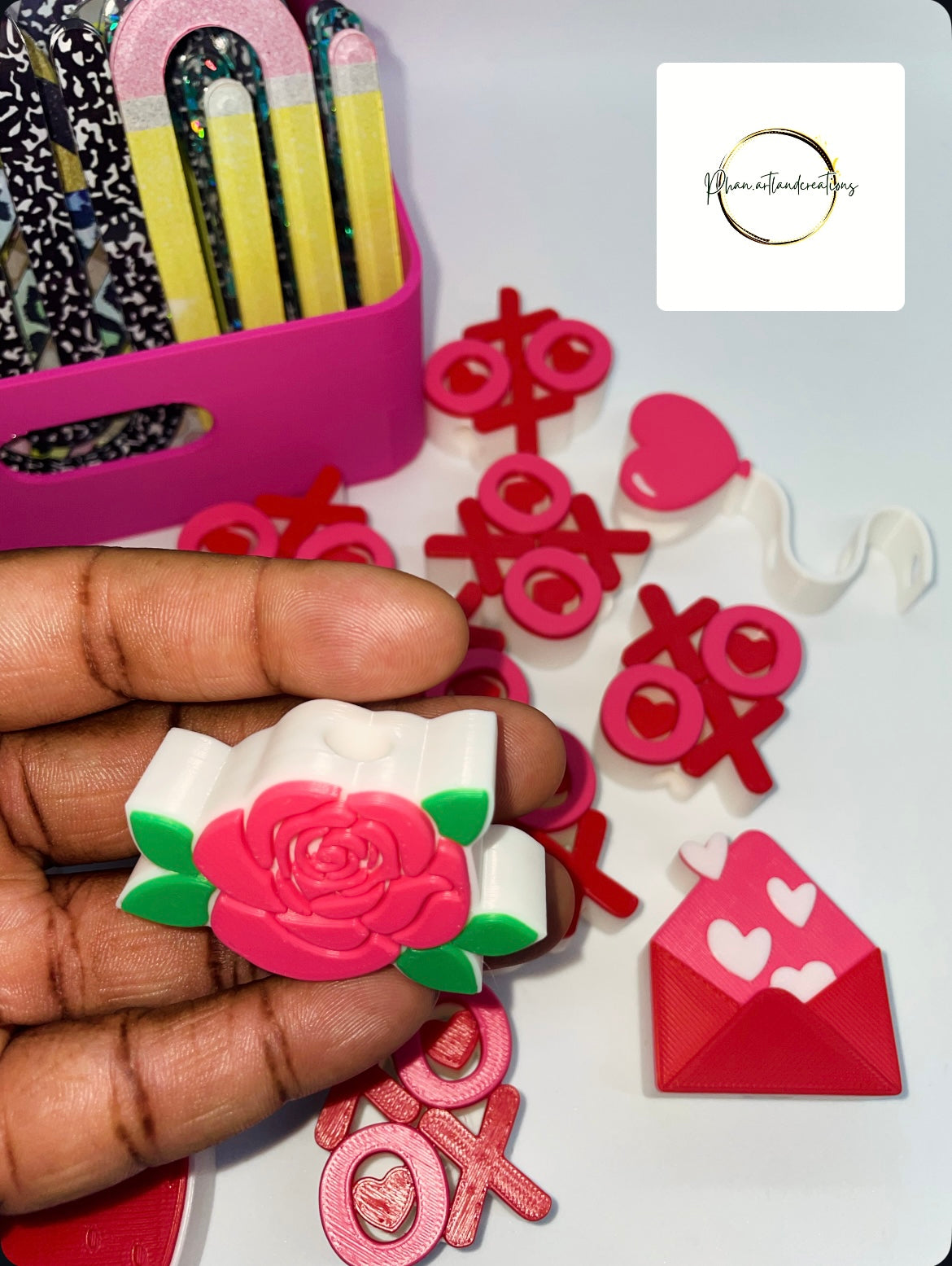 Rose Straw Topper