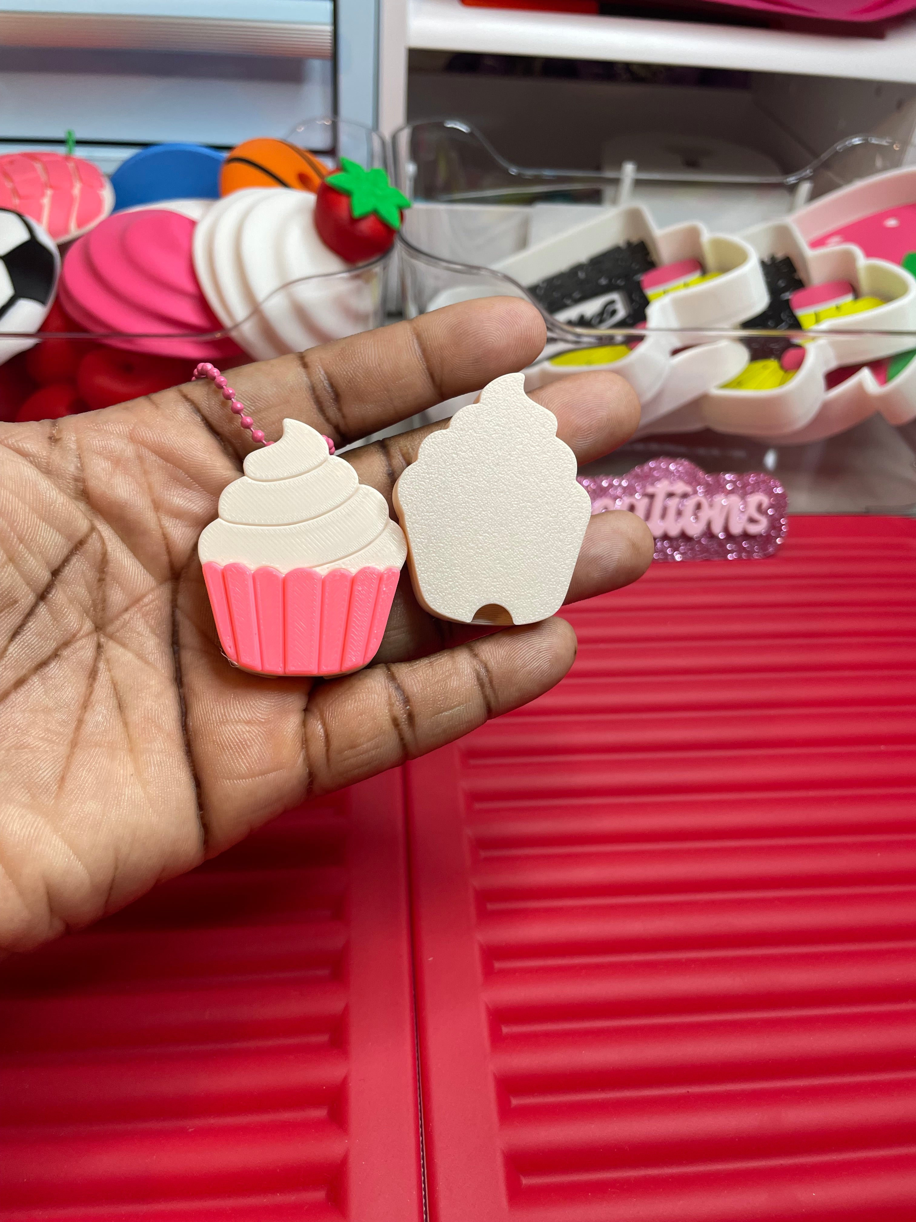 Cupcake can opener/keychain
