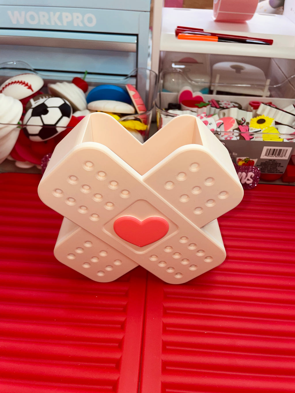 Heart bandage pen/pencil holder