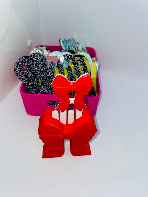 Coquette bow paperclip