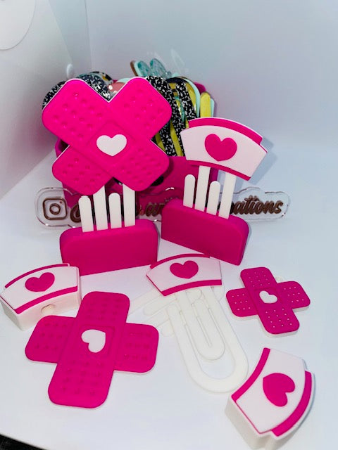 Regular paperclip holder